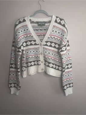 American Eagle Outfitters White, Gray & Pink Fair Isle Cropped Cardigan xs